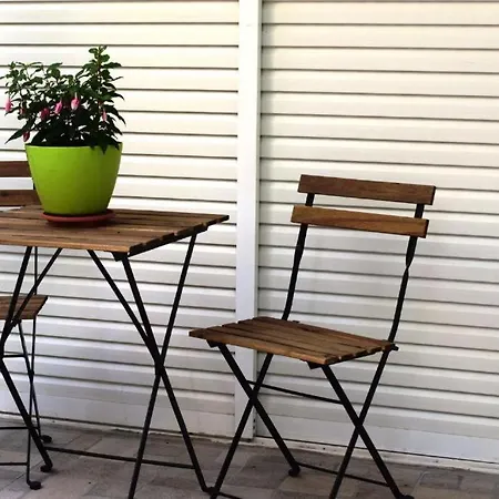 Ξενοδοχείο με διαμερίσματα Lefka & Rhodes City