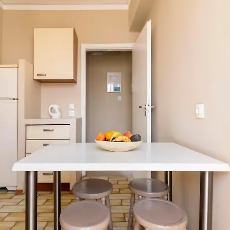 莱夫卡公寓酒店 2*