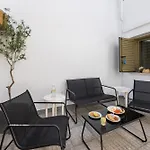 Lefka & Apart Otel 2*