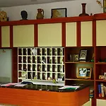 Apart Otel Lefka & 2*
