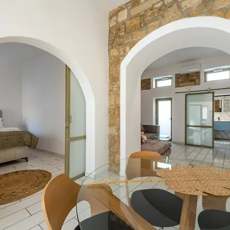 Appart hôtel Lefka 2*