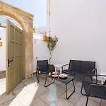 Aparthotel Lefka & 2*