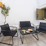 Lefka & Aparthotel