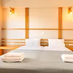 Aparthotel Lefka &