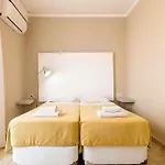 Lefka & Aparthotel 2*