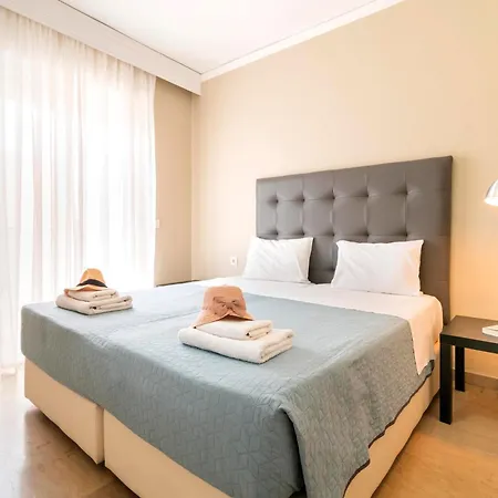 Lefka & Apartahotel